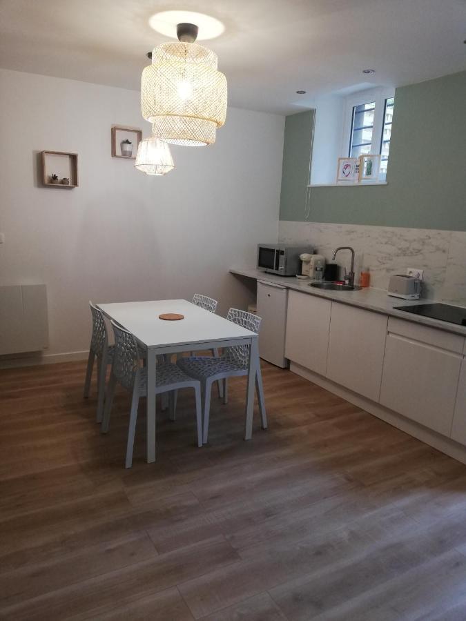 Suite 24 Appart'Hotel-3 Etoiles Le Creusot Exterior foto