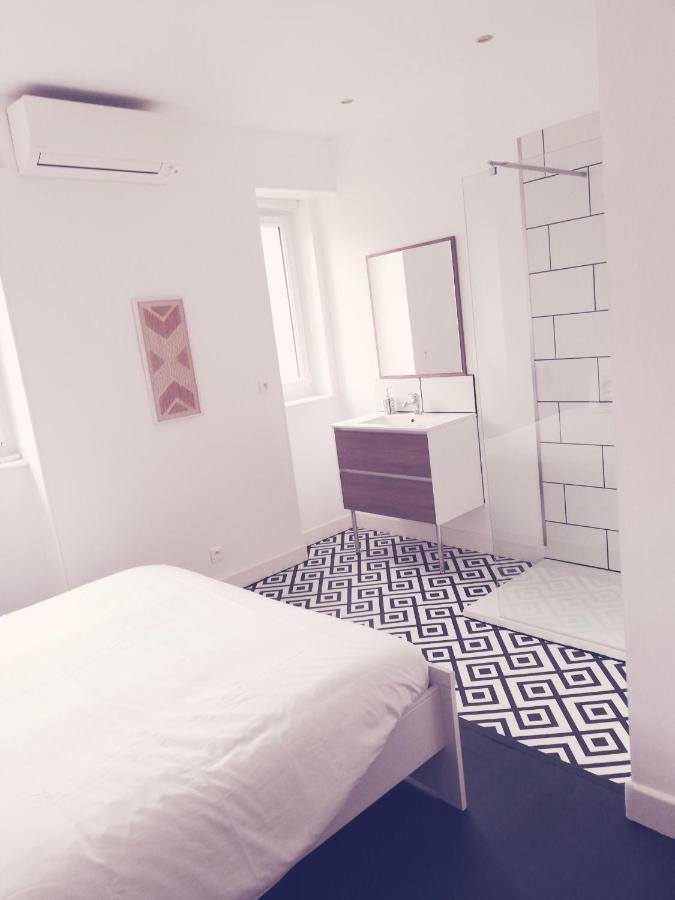 Suite 24 Appart'Hotel-3 Etoiles Le Creusot Exterior foto